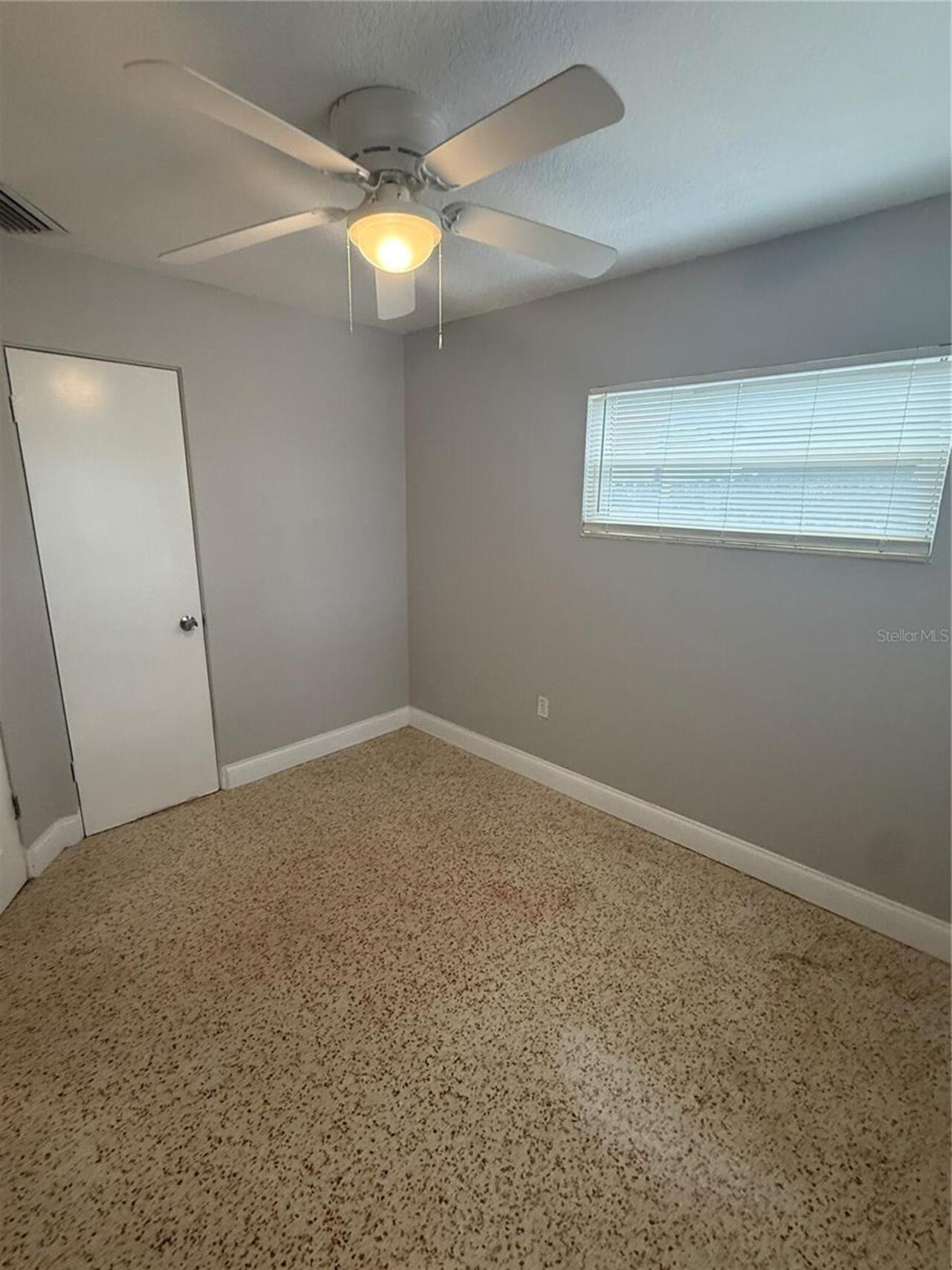 Listing Photo 24