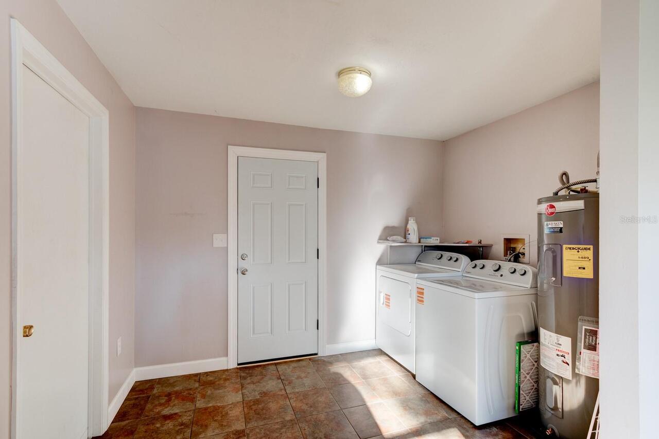 Listing Photo 16