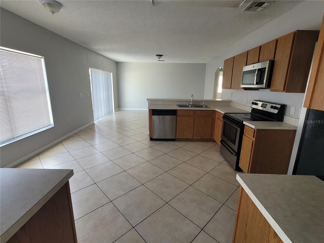 Listing Photo 8