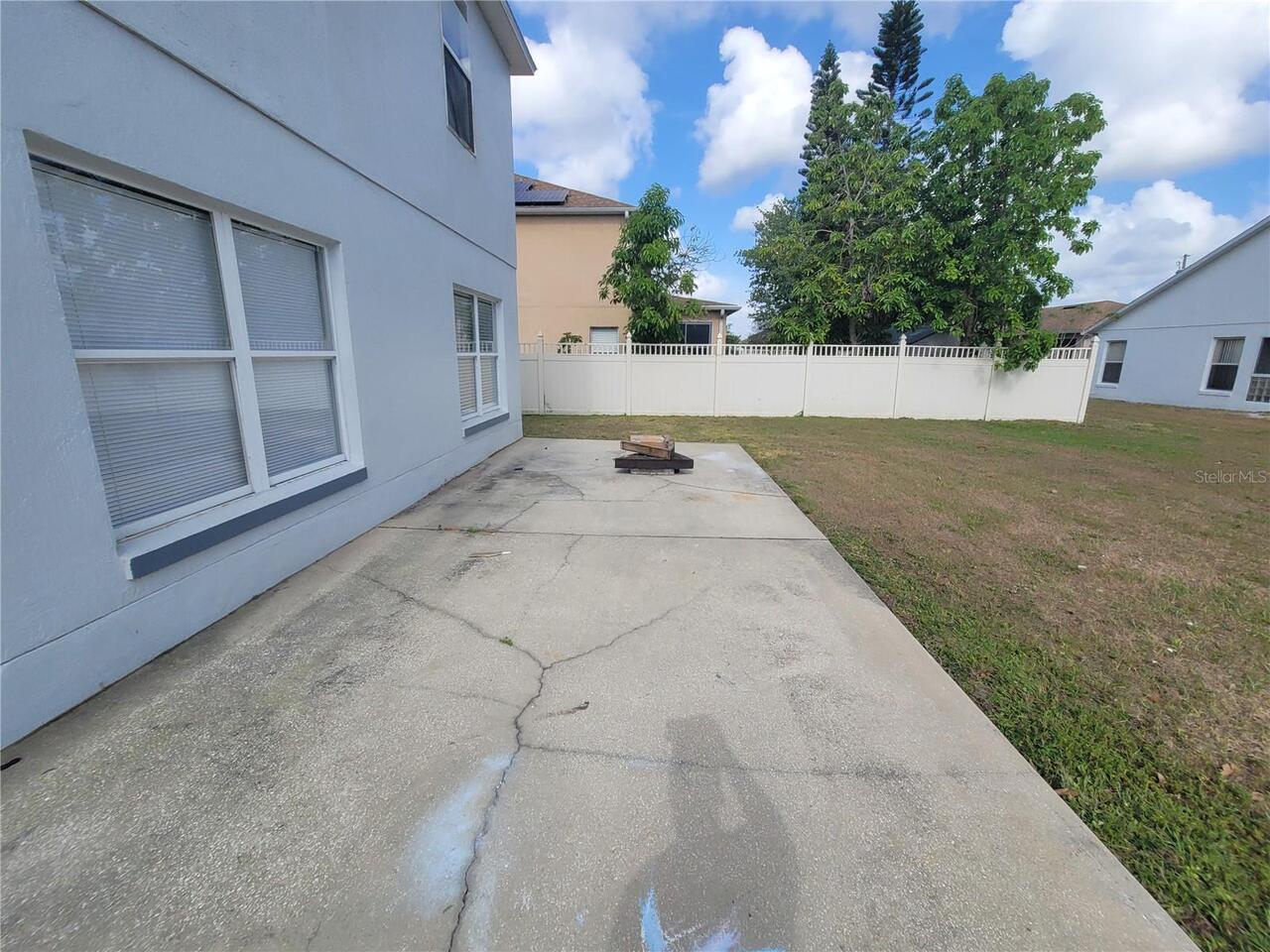 Listing Photo 17