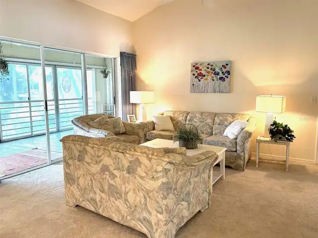 Listing Photo 28