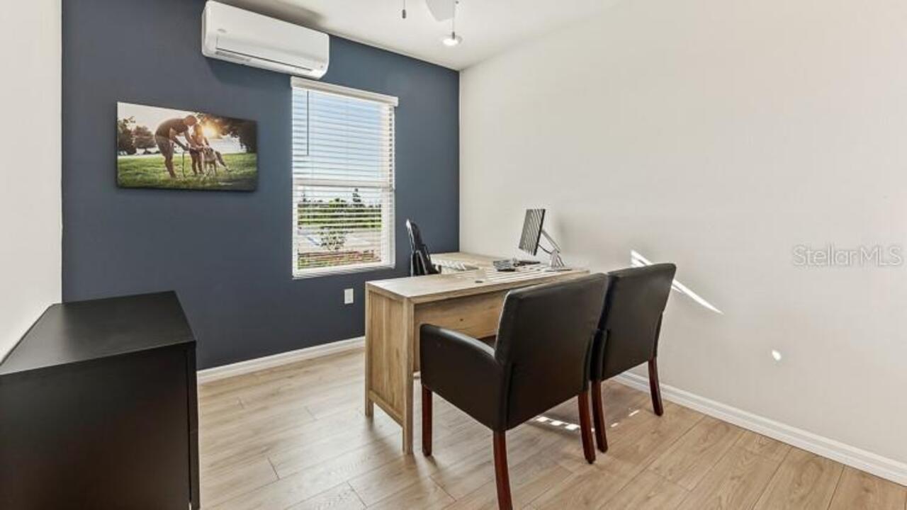 Listing Photo 17