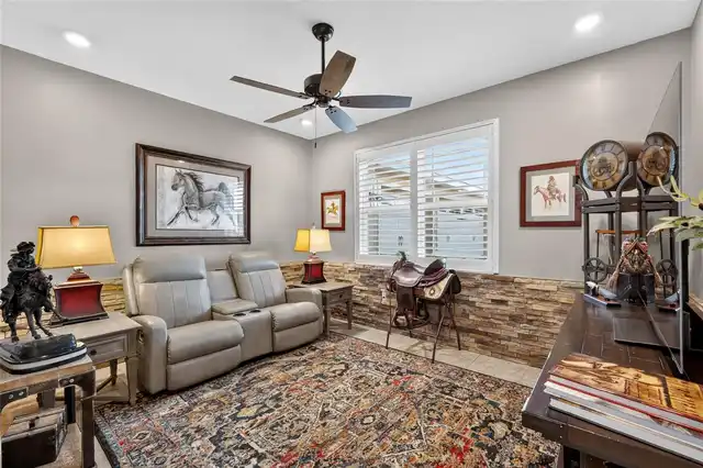 Listing Photo 23