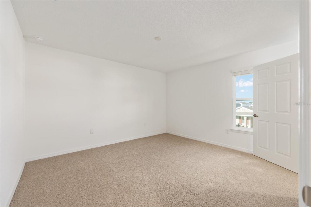 Listing Photo 33