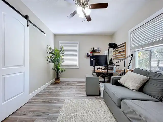 Listing Photo 19