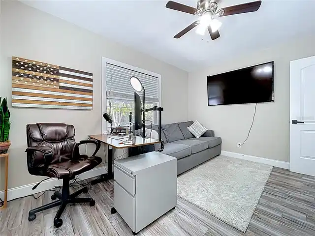 Listing Photo 21
