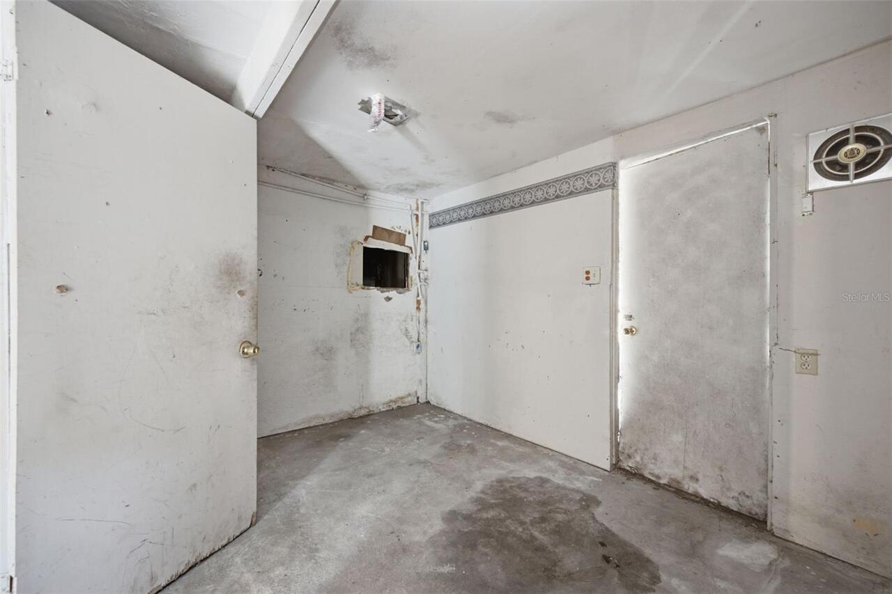 Listing Photo 16