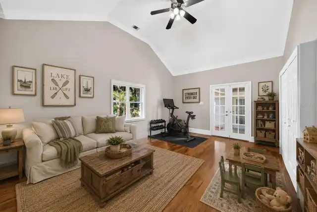 Listing Photo 34