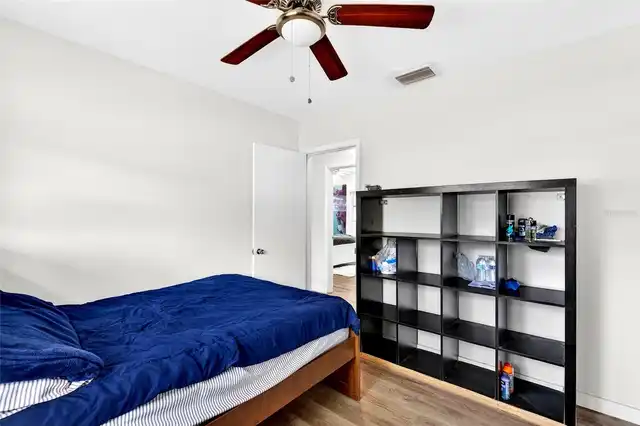 Listing Photo 15