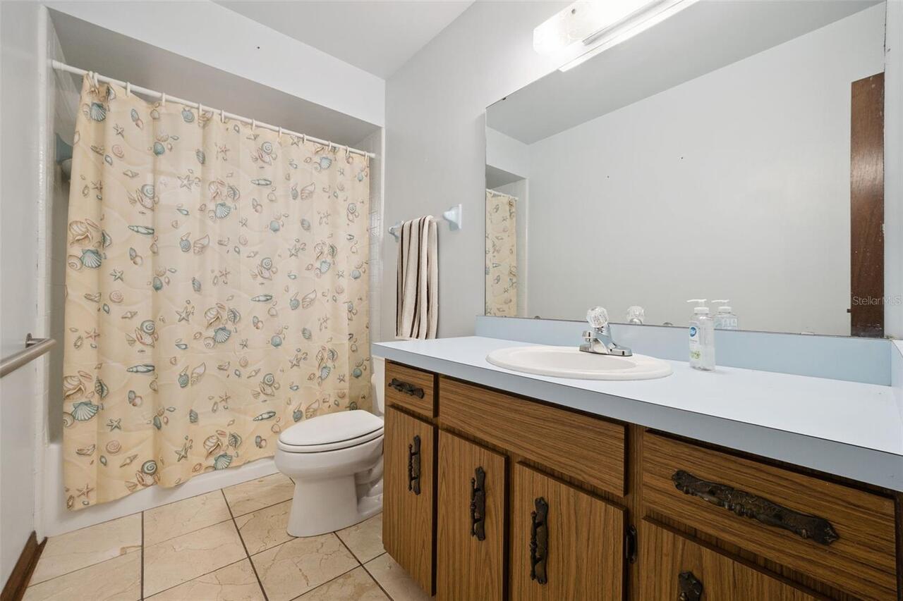 Listing Photo 16