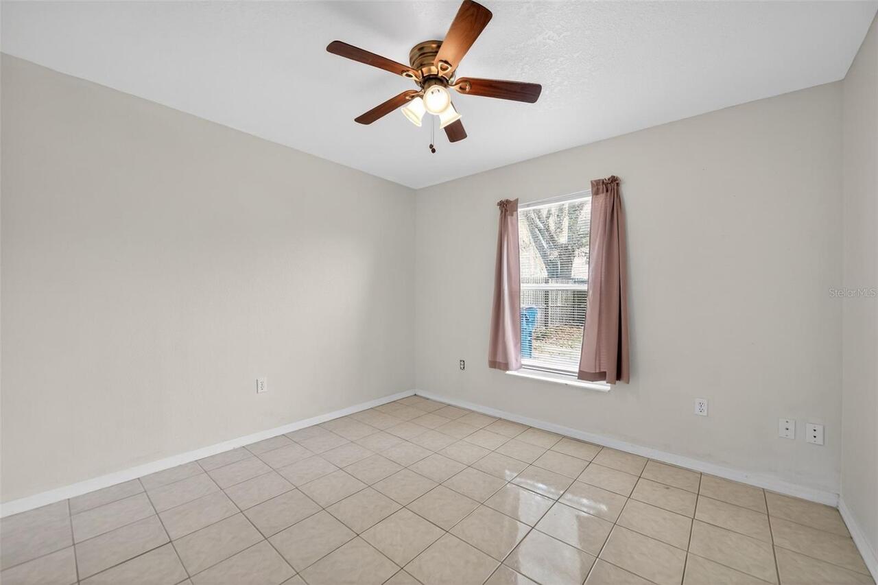 Listing Photo 17