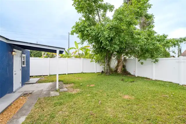 Listing Photo 16