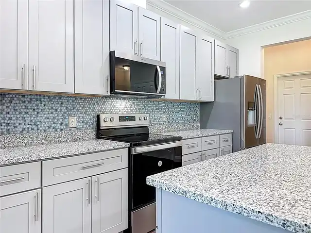 Listing Photo 21