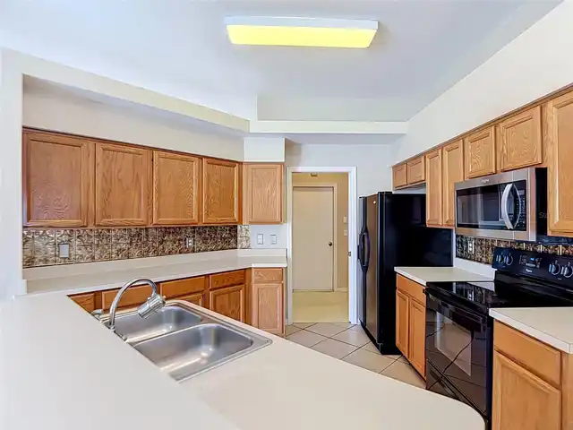 Listing Photo 32