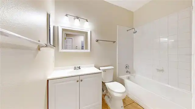 Listing Photo 25