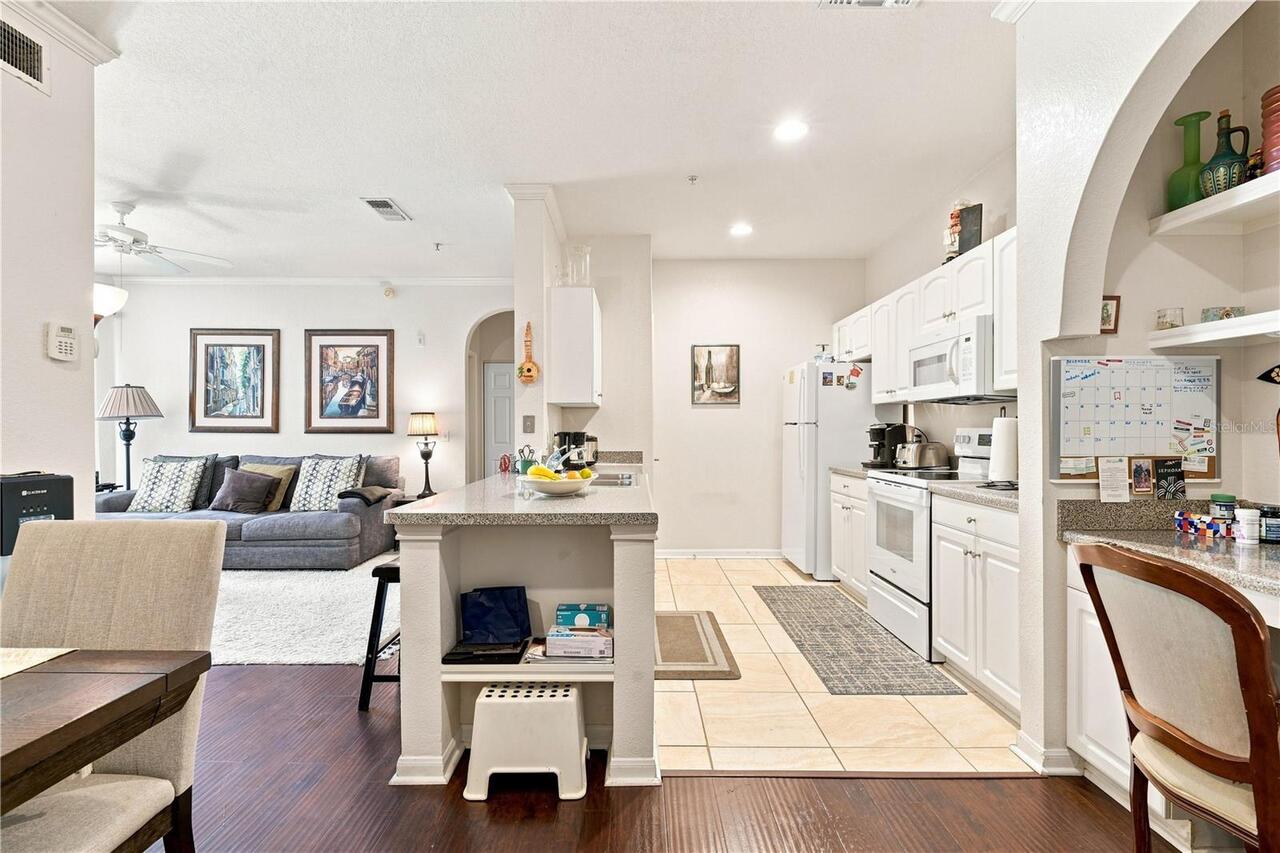 Listing Photo 9