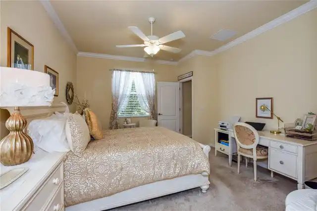 Listing Photo 14