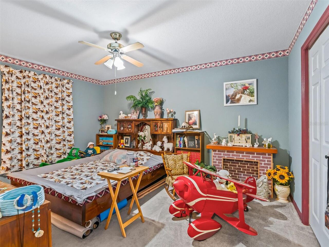 Listing Photo 14