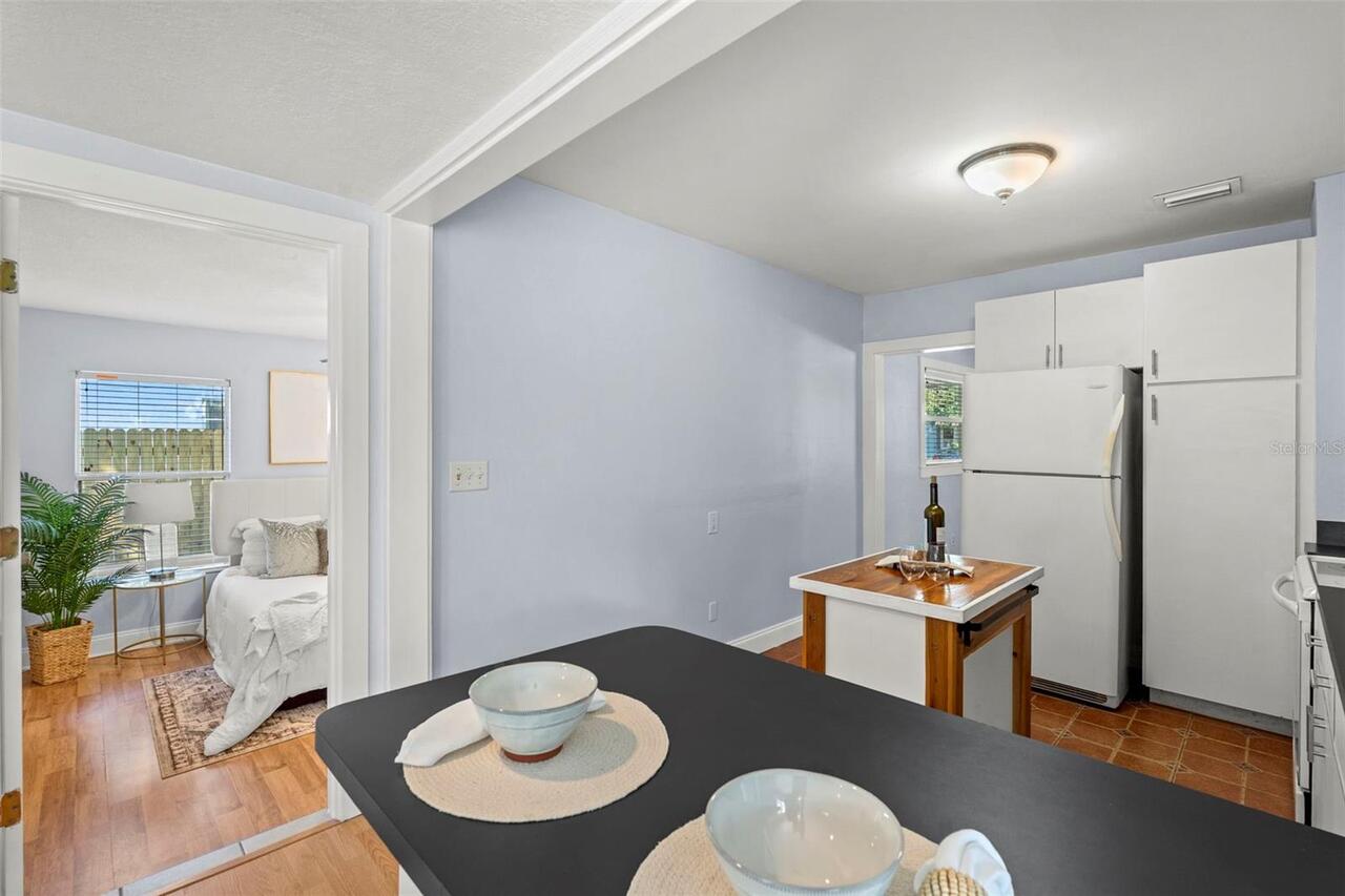 Listing Photo 11