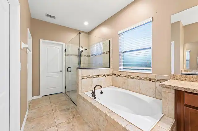 Listing Photo 29