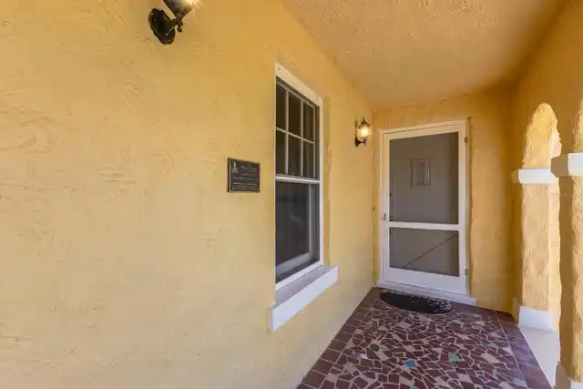 Listing Photo 7