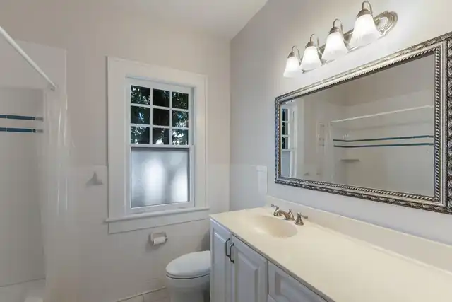 Listing Photo 32