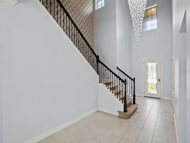 Listing Photo 10