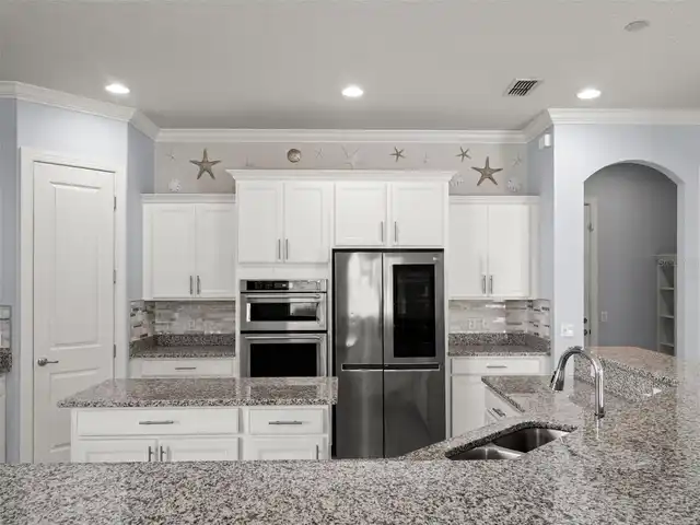 Listing Photo 16