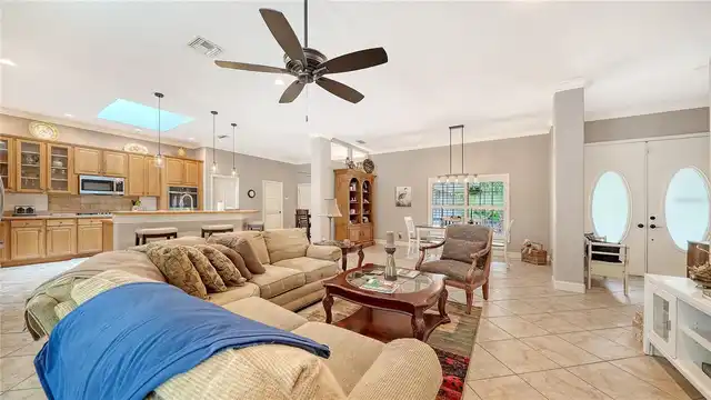 Listing Photo 13