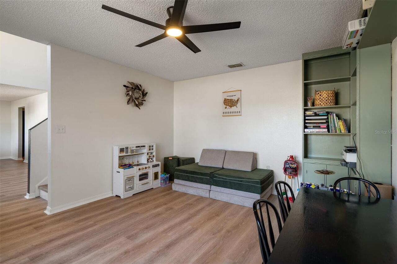 Listing Photo 10