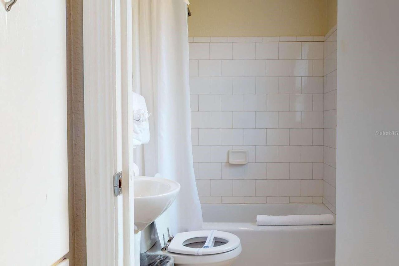 Listing Photo 14