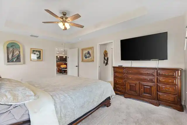 Listing Photo 17