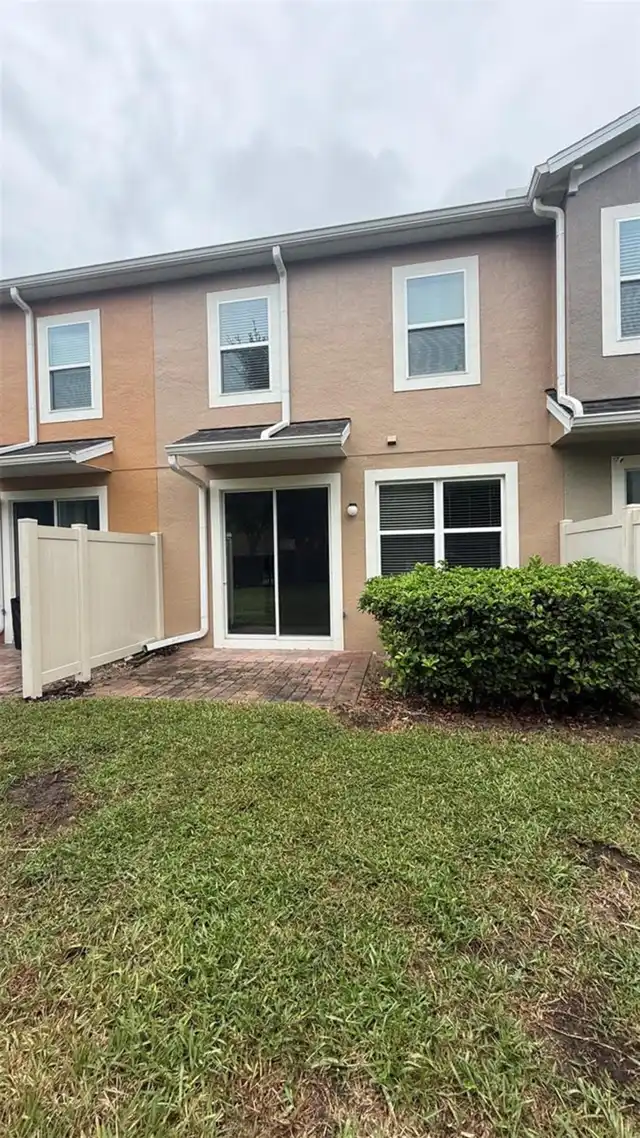 Listing Photo 17