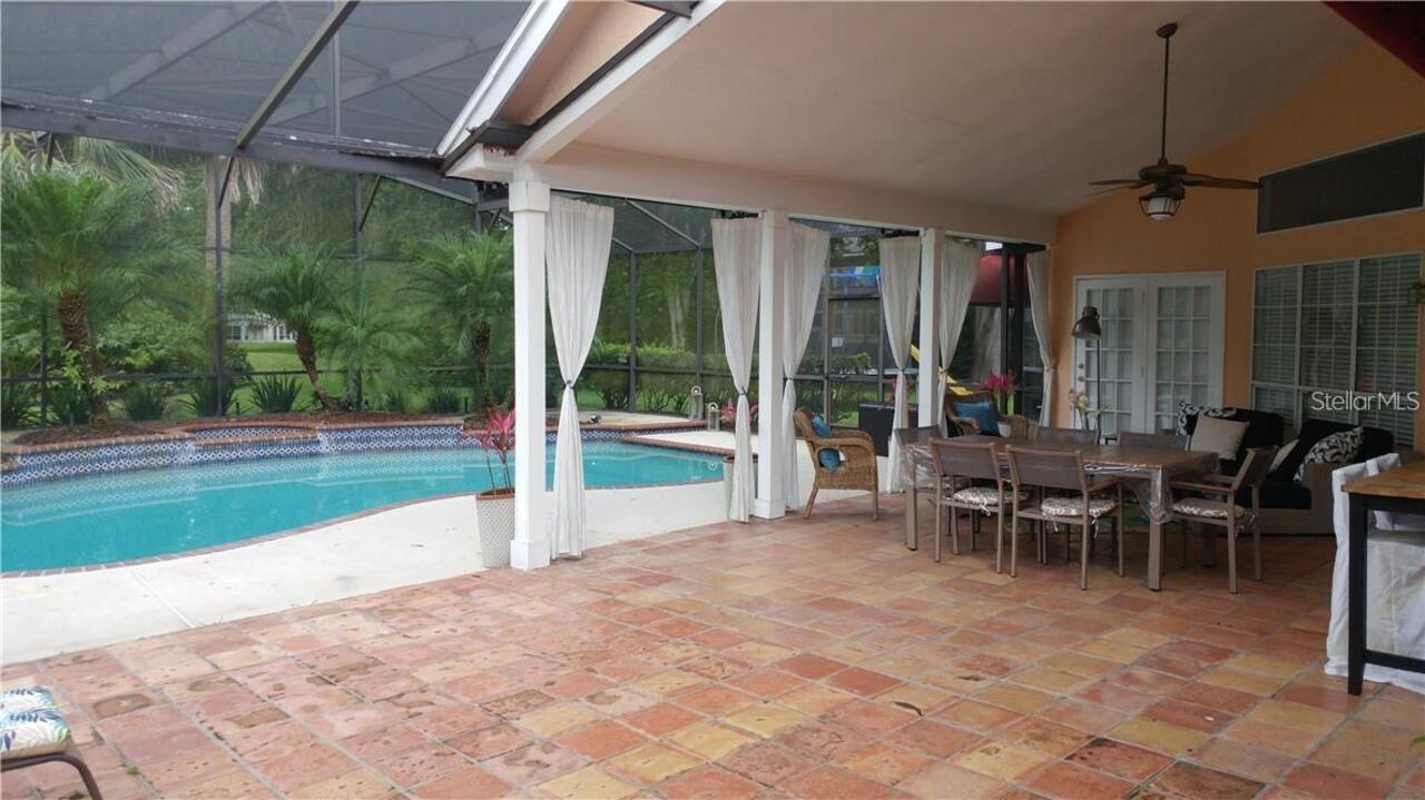 Listing Photo 10