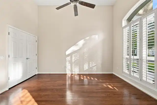 Listing Photo 19