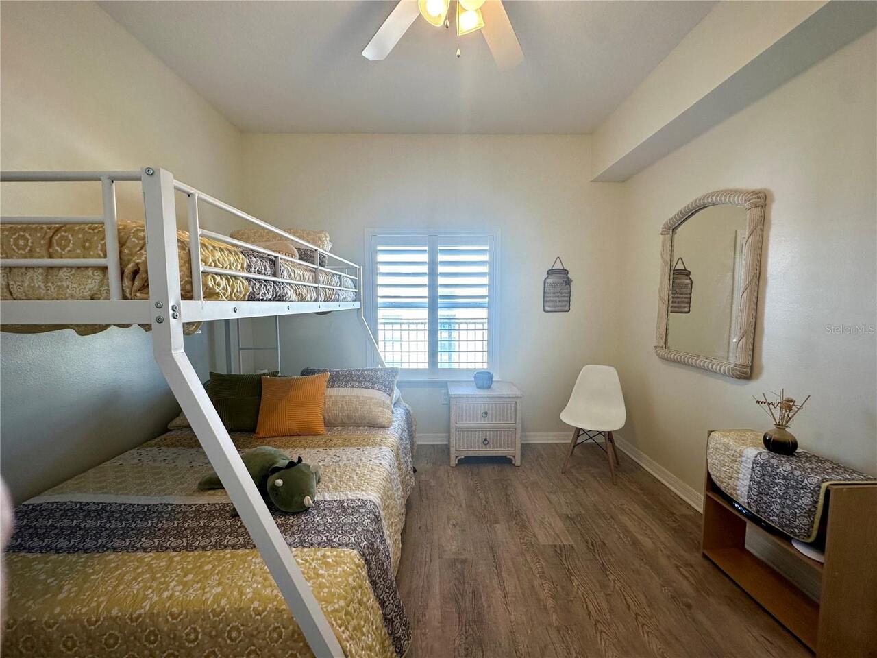 Listing Photo 11