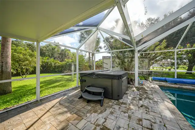 Listing Photo 6