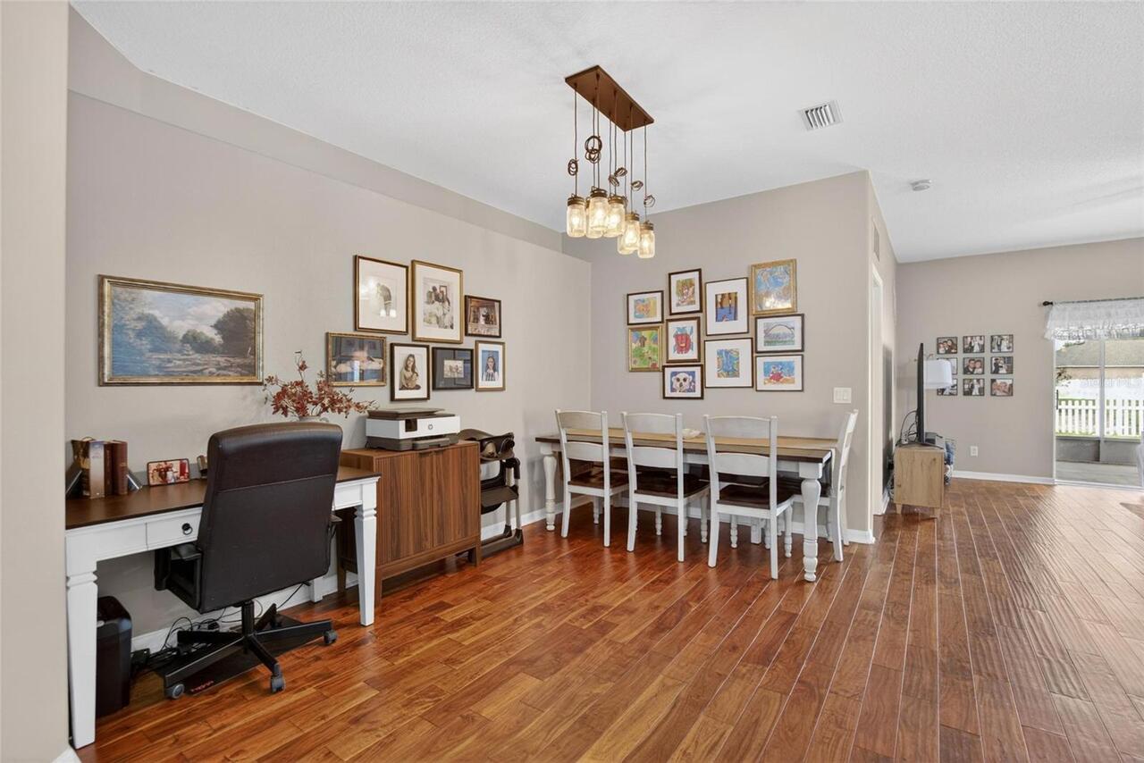 Listing Photo 8