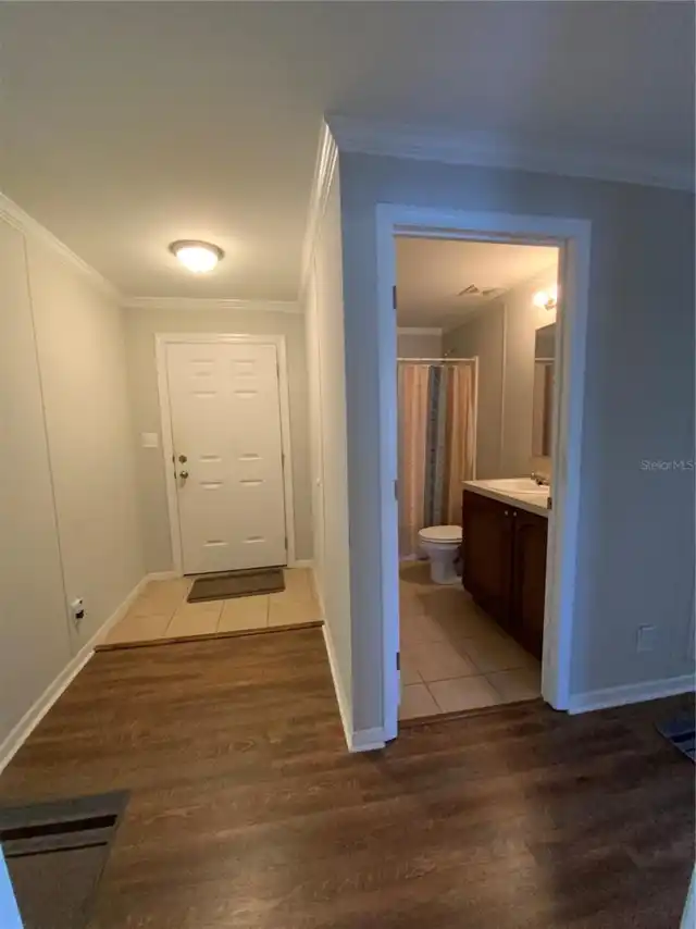 Listing Photo 12