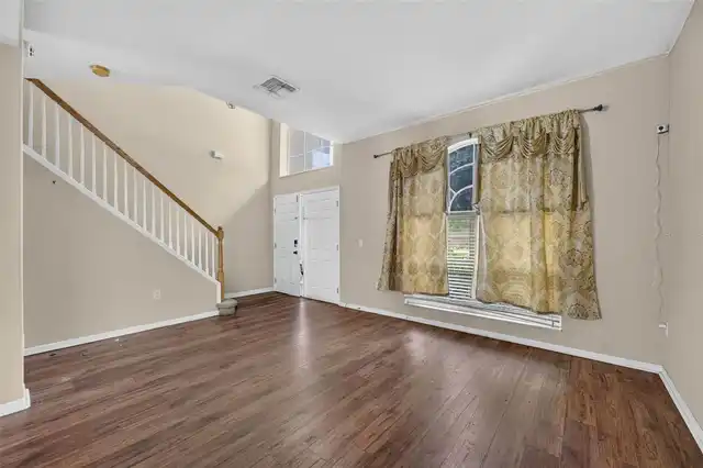 Listing Photo 7