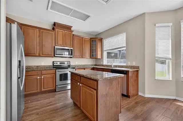Listing Photo 18