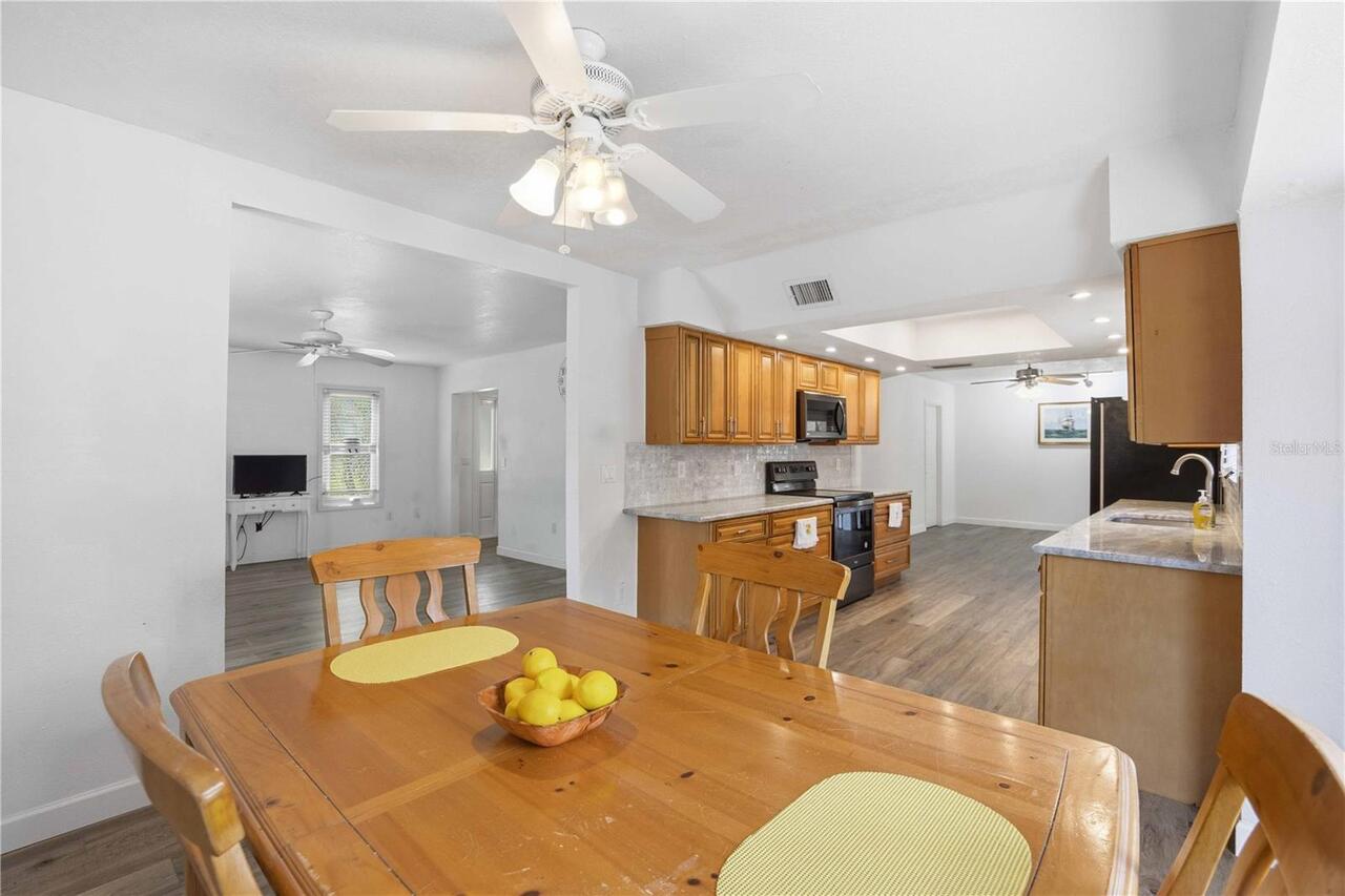 Listing Photo 16