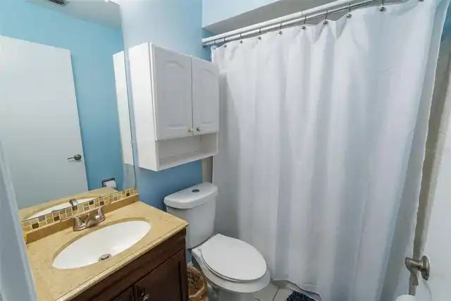 Listing Photo 17
