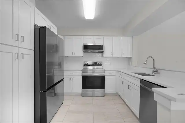 Listing Photo 6