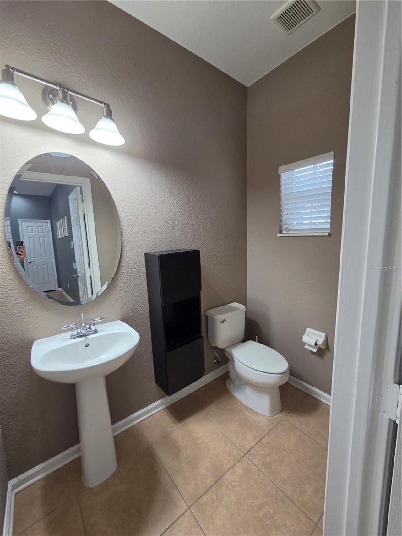 Listing Photo 9