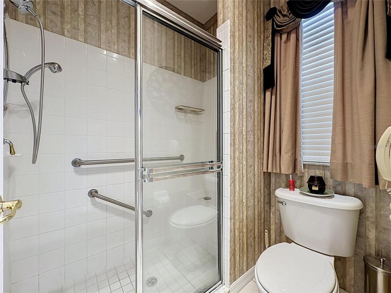 Listing Photo 25