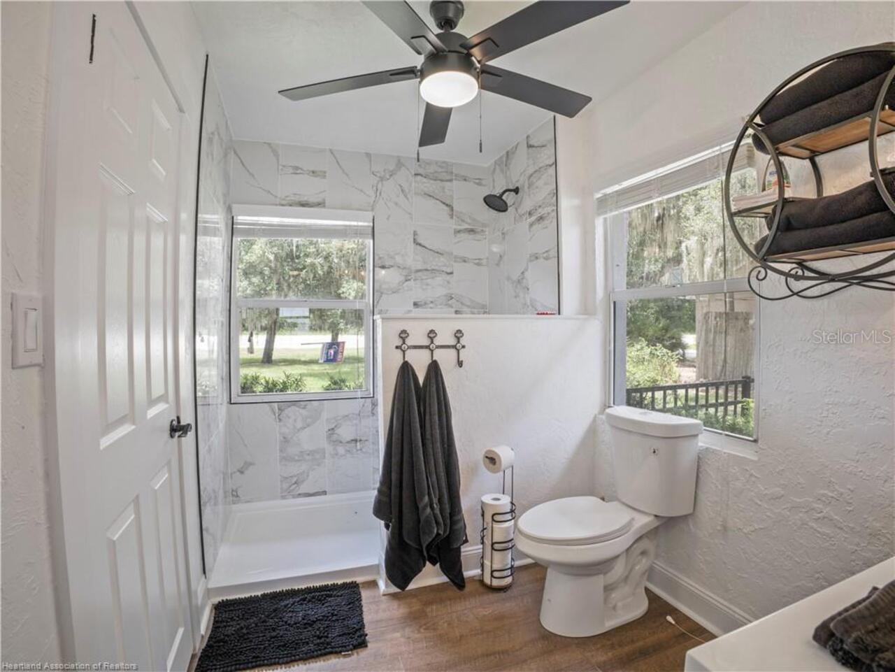 Listing Photo 18