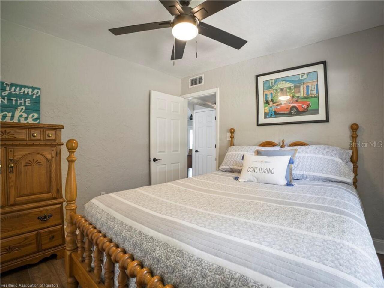 Listing Photo 23