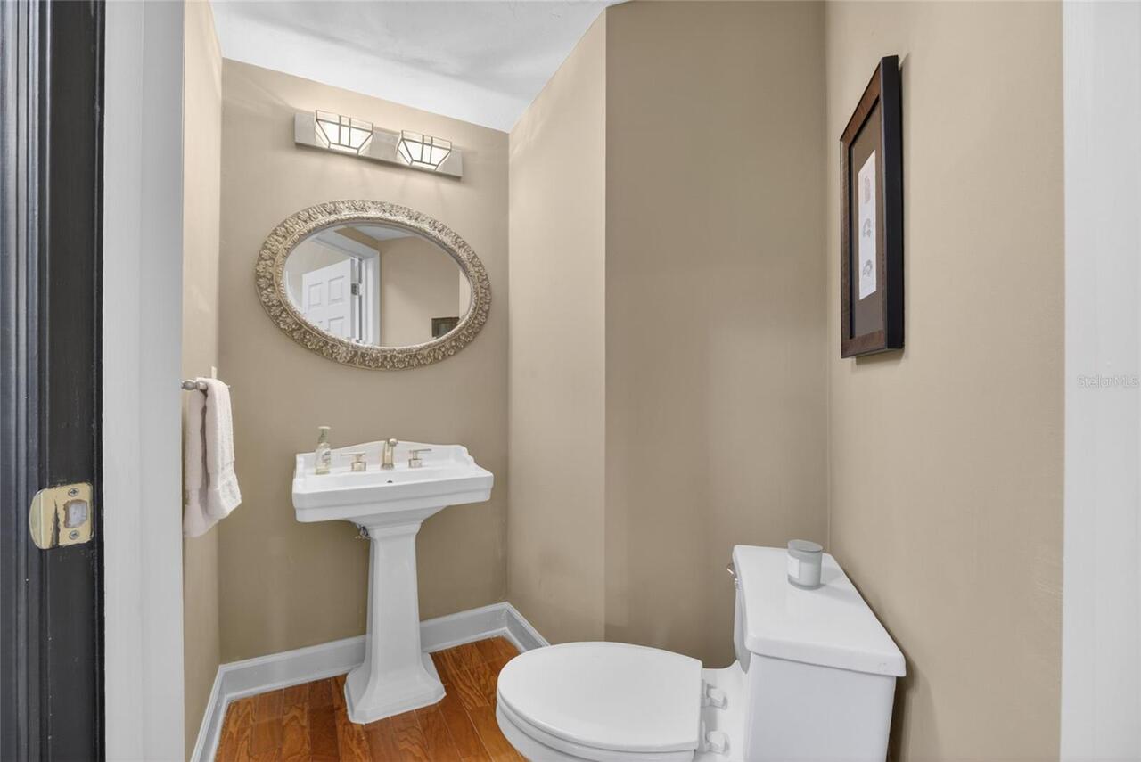 Listing Photo 25
