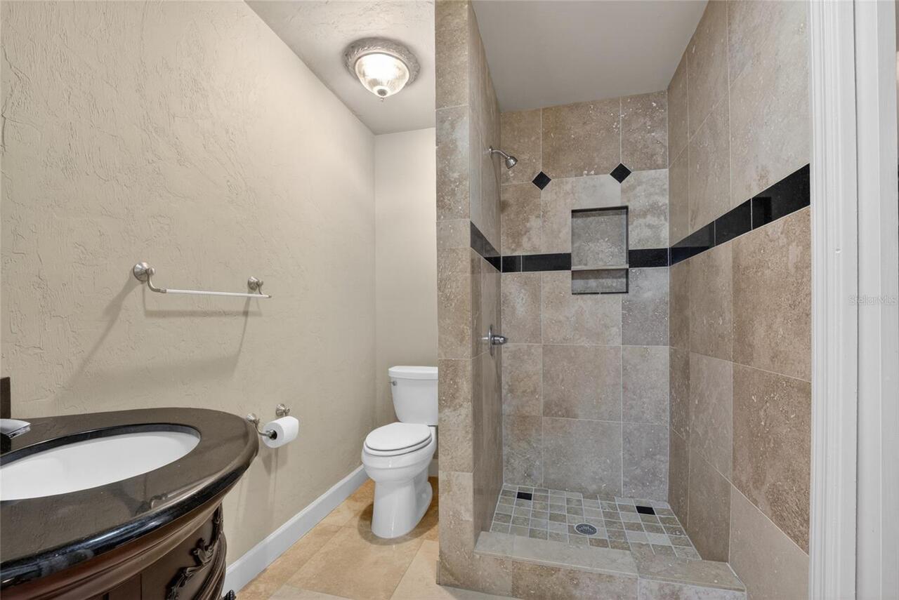Listing Photo 33